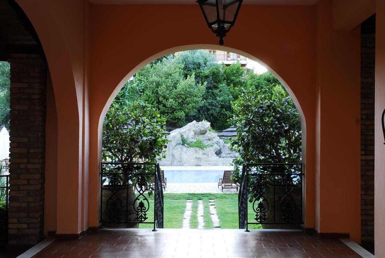 Corfu Club Apartments Gouvia Oda fotoğraf